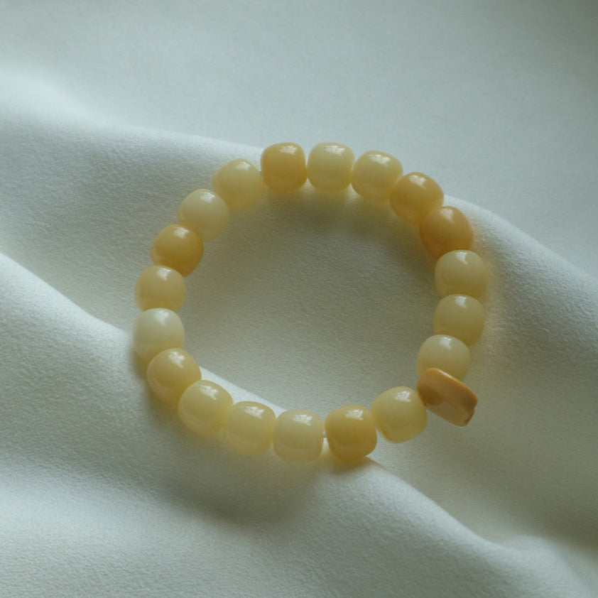 Moonmist – Yellow Root Bead Bracelet