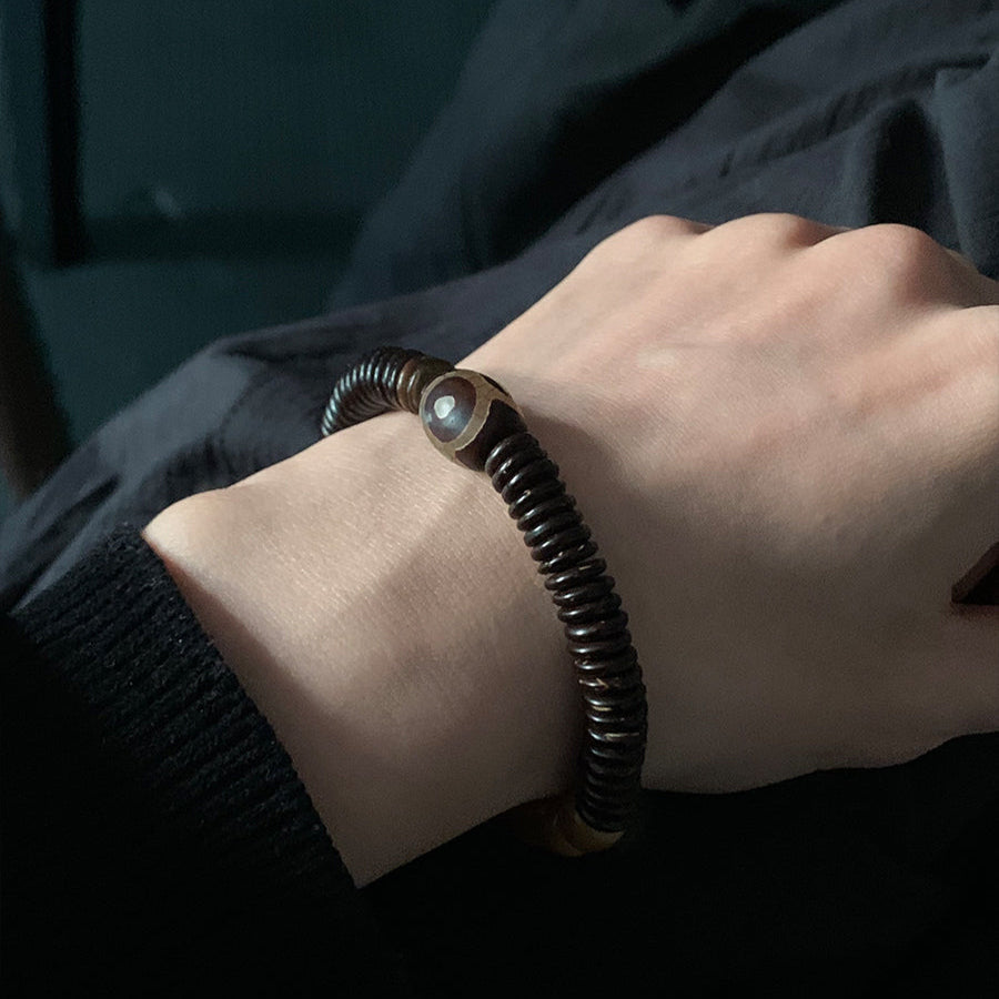 Omen of Strength – Tibetan Dzi Bead Energy Bracelet