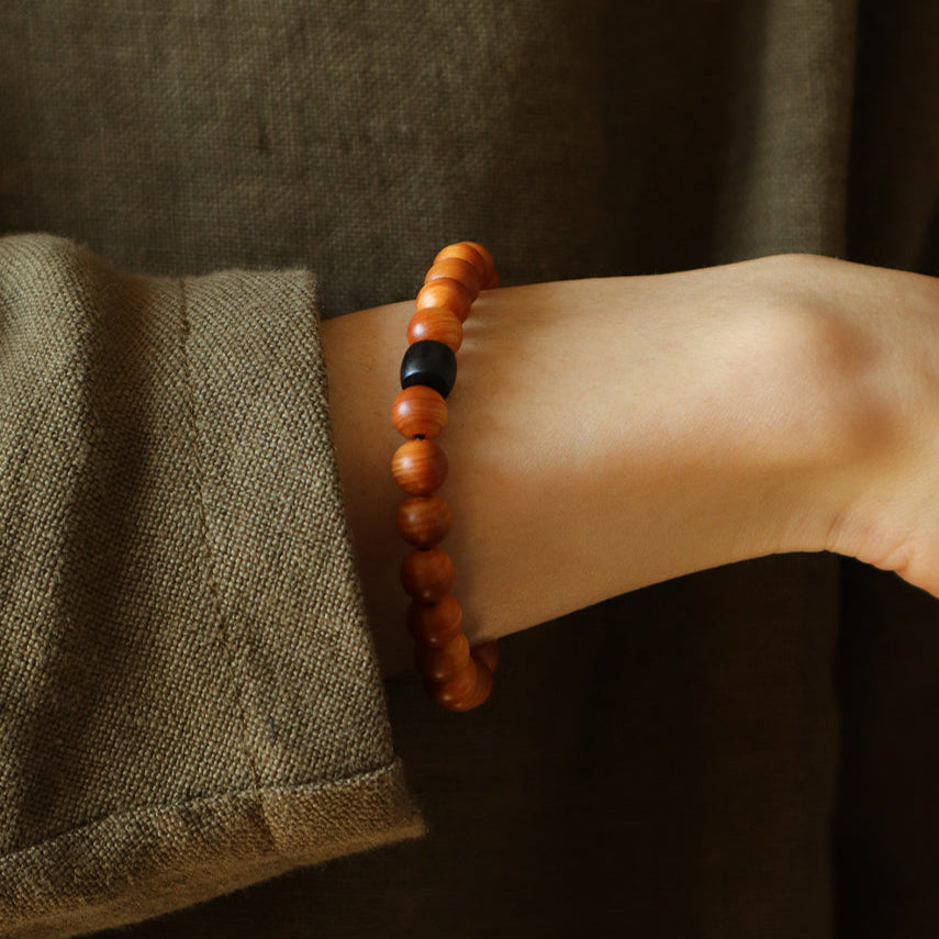 Twilight Memory – Aged Cypress Meditation Bracelet