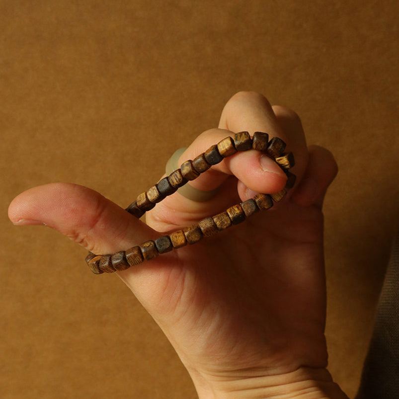 Obsidian Guardian – Square Beads Grounding Power Bracelet