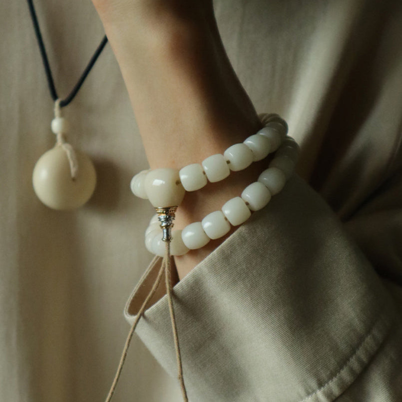 Silent Radiance Handchain (6mm)