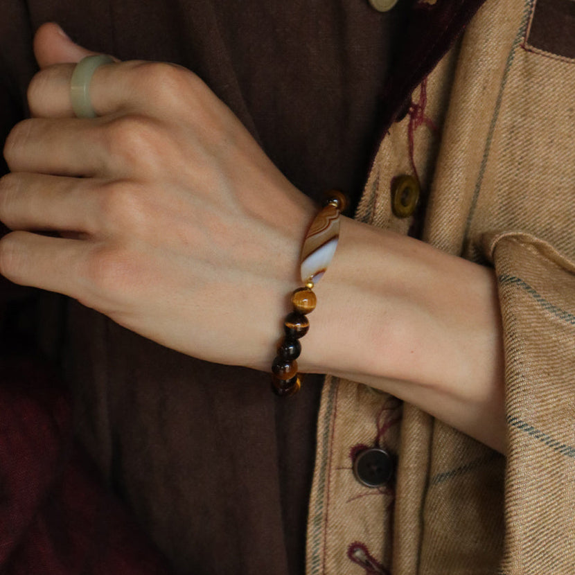 Tiger Vein Agate Talisman (8 mm)