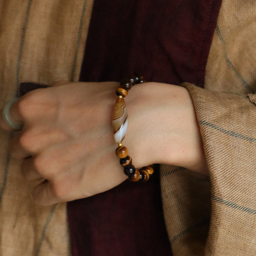 Tiger Vein Agate Talisman (8 mm)