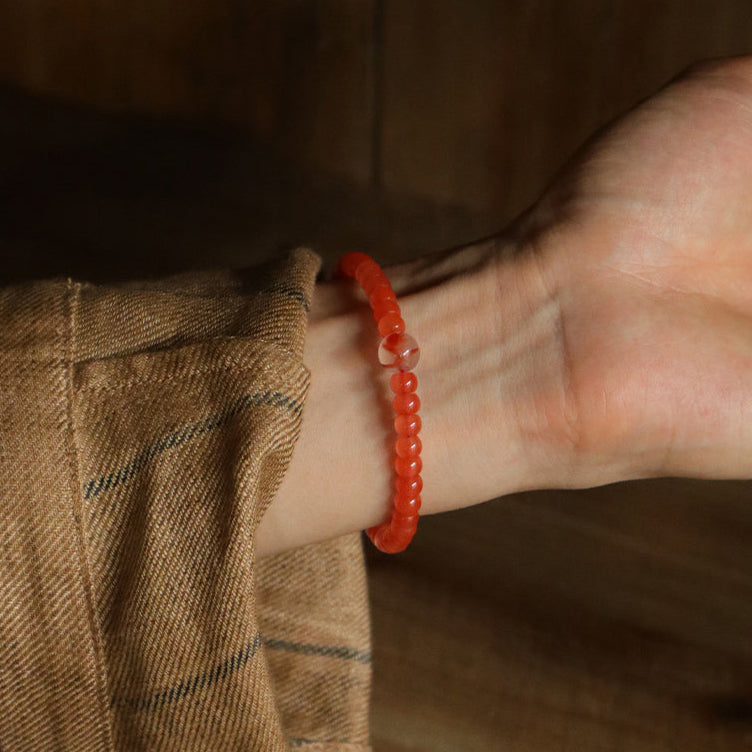Crimson Blossom Agate Bracelet (5.5 mm)