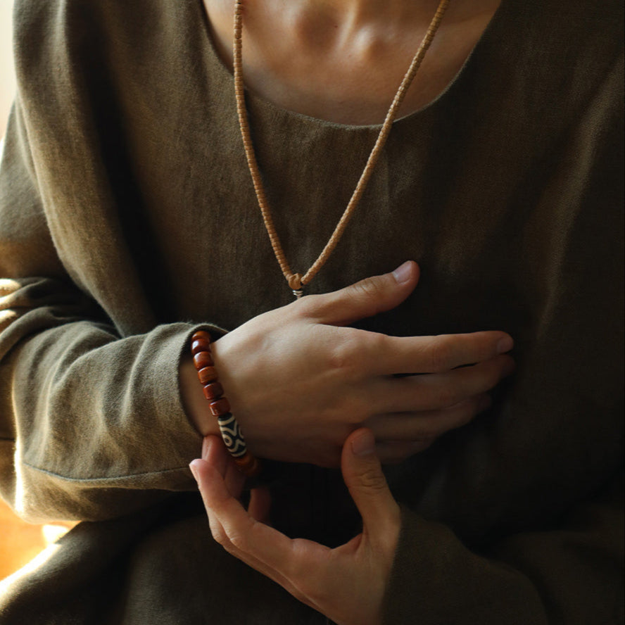 Tibetan Guardian Bead Bracelet (10 mm)