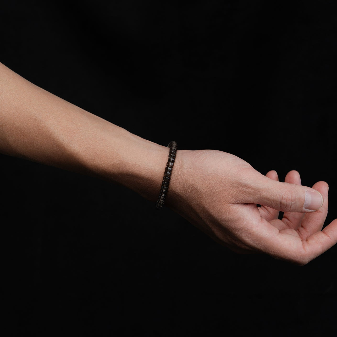 Shadow‑Guard Obsidian Bracelet – 6 mm Disc‑Cut