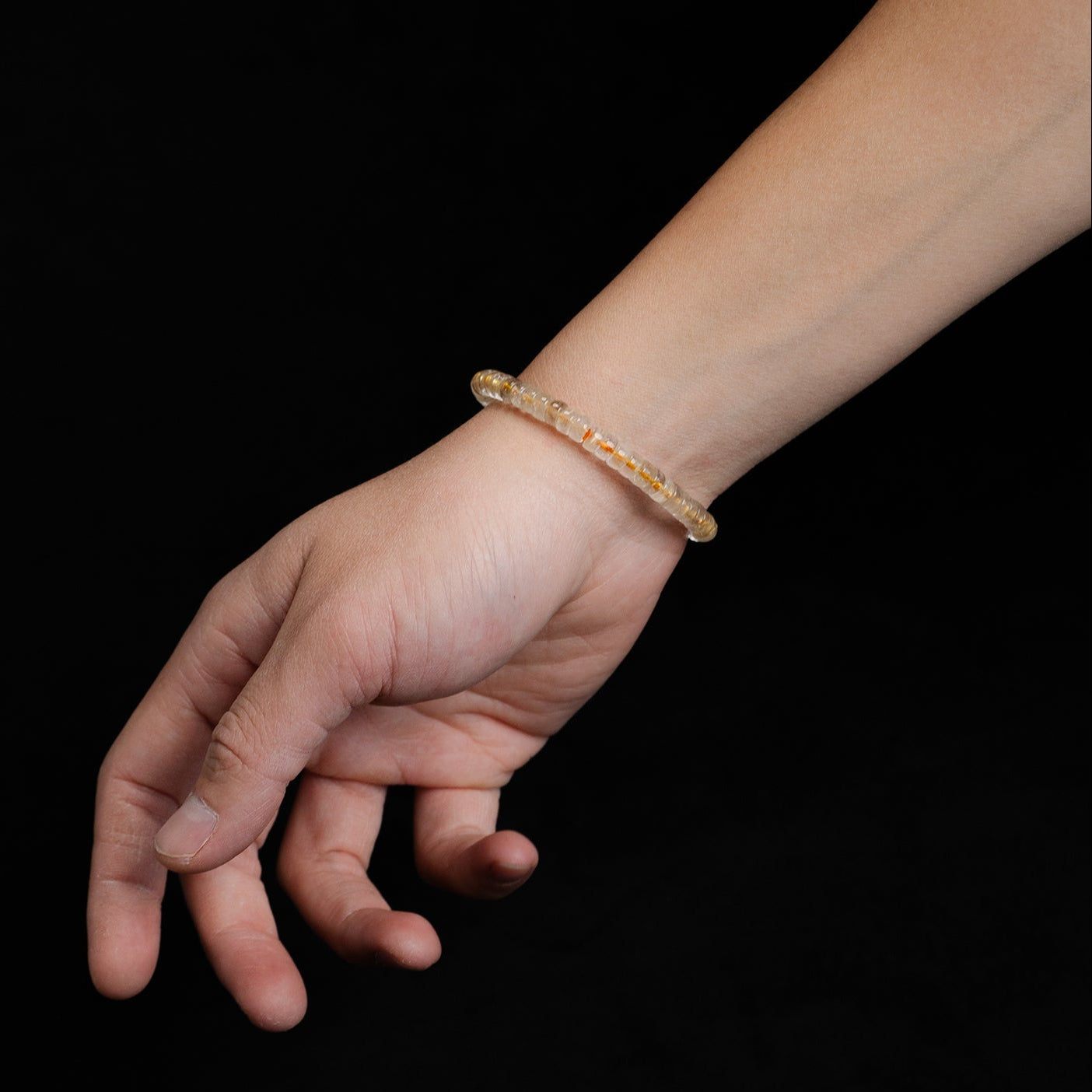 Golden‑Ray Chakra Balance Bracelet – 6 mm Rutilated Quartz & Rainbow Gems