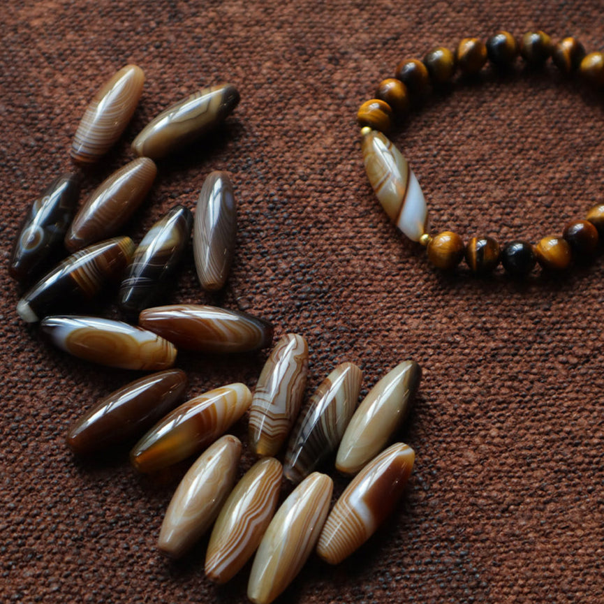 Tiger Vein Agate Talisman (8 mm)